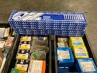 Partij bevestigingsmaterialen - afbeelding 8 van  18