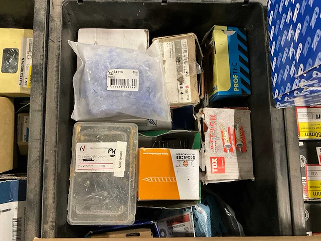 Partij bevestigingsmaterialen - afbeelding 14 van  18