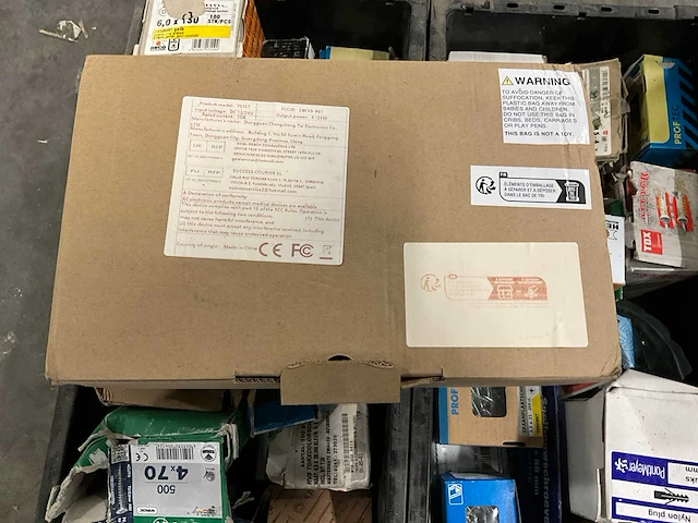 Partij bevestigingsmaterialen - afbeelding 16 van  18