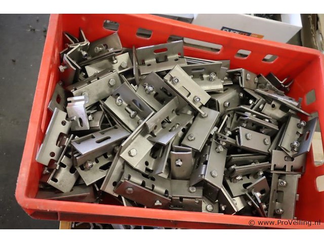 Partij bevestigingsmaterialen - afbeelding 2 van  9