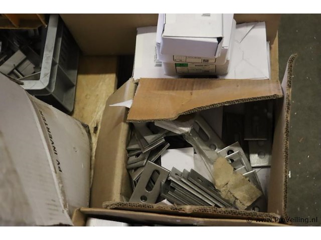 Partij bevestigingsmaterialen - afbeelding 8 van  9