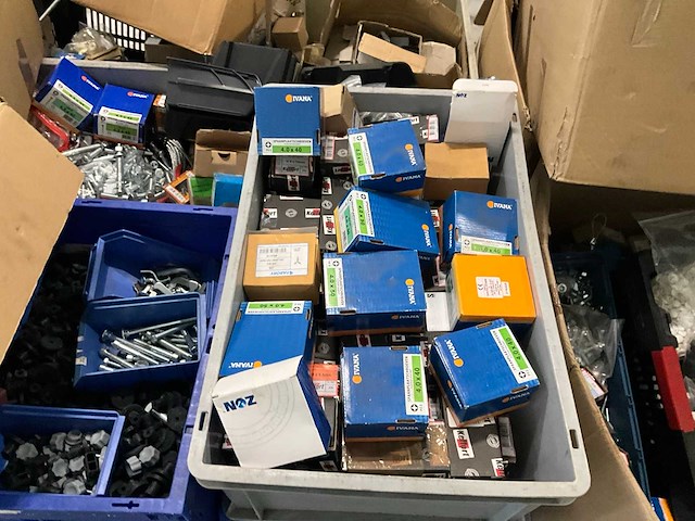 Partij bevestigingsmaterialen - afbeelding 2 van  14