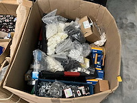 Partij bevestigingsmaterialen - afbeelding 3 van  6