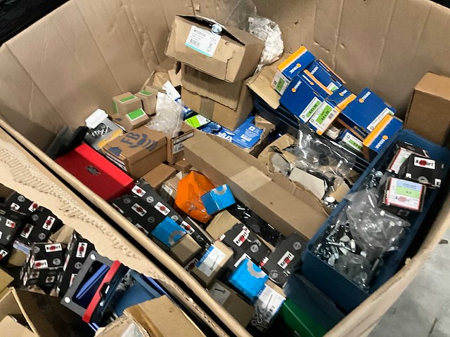 Partij bevestigingsmaterialen - afbeelding 6 van  6