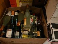 Partij bier wijn en frisdrank - afbeelding 3 van  7