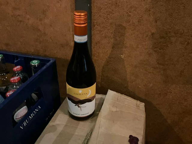 Partij bier wijn en frisdrank - afbeelding 7 van  7