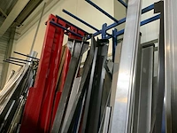 Partij bindrails, huifplanken en zijbescherming - afbeelding 7 van  19
