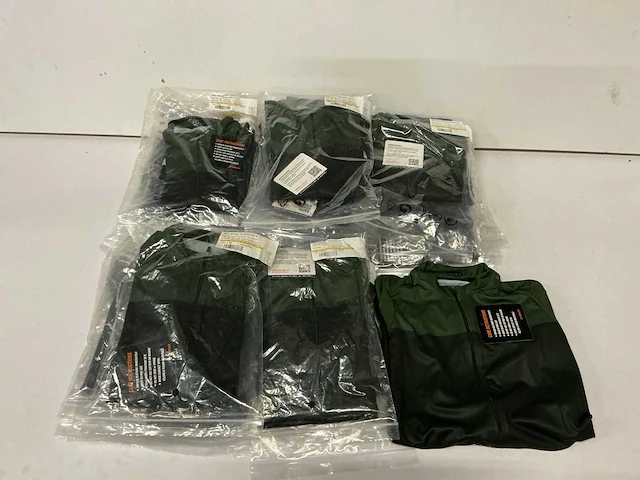 Partij bioracer/sport2x 41361w jerseys (28x) - afbeelding 1 van  9