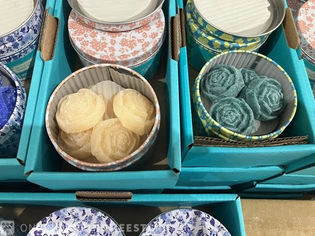Partij blikjes wax melts, verschillende geuren - afbeelding 4 van  6