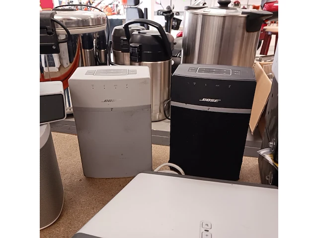 Partij bluetoothspeakers, o.a. harman kardon, sonos en bose - afbeelding 10 van  17