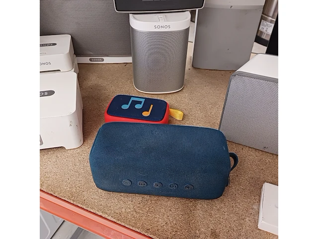 Partij bluetoothspeakers, o.a. harman kardon, sonos en bose - afbeelding 15 van  17