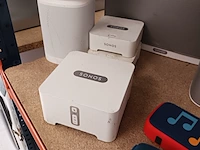 Partij bluetoothspeakers, o.a. harman kardon, sonos en bose - afbeelding 16 van  17