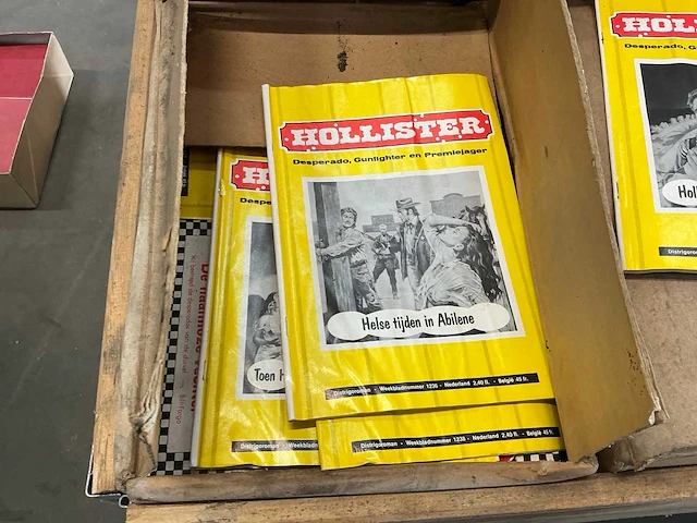Partij boeken & prenten hollister, western-wolf, winchester44, colt 45 - afbeelding 7 van  15