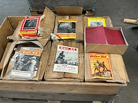 Partij boeken & prenten hollister, western-wolf, winchester44, colt 45 - afbeelding 8 van  15