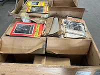 Partij boeken & prenten hollister, western-wolf, winchester44, colt 45 - afbeelding 15 van  15