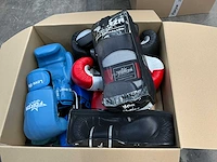 Partij boks en kickboks artikelen - afbeelding 2 van  11