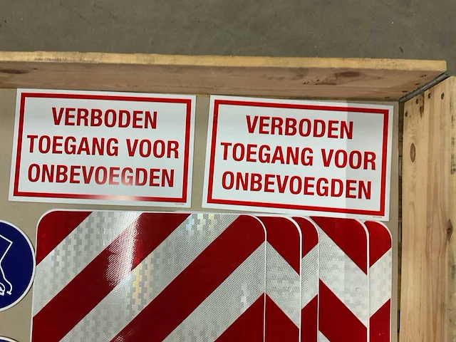 Partij borden - afbeelding 2 van  3