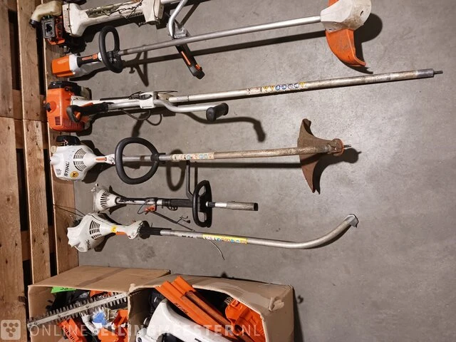 Partij bosmaaiers en onderdelen stihl - afbeelding 4 van  9