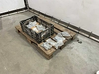Partij bouten en moeren - afbeelding 2 van  6