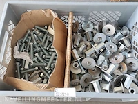 Partij bouten en moeren - afbeelding 2 van  4