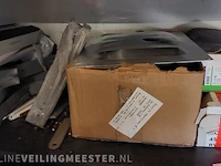 Partij bouwbenodigdheden - afbeelding 5 van  21