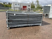Partij bouwhekken in bok - afbeelding 1 van  5