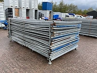 Partij bouwhekken in bok - afbeelding 5 van  5