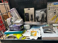Partij bouwmarkt artikelen w.o. kinzo, grundig - afbeelding 3 van  7