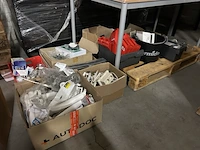 Partij bouwmarkt artikelen w.o. viega - afbeelding 1 van  9