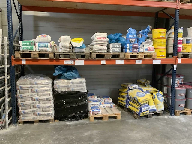 Partij bouwmateriaal - afbeelding 1 van  8