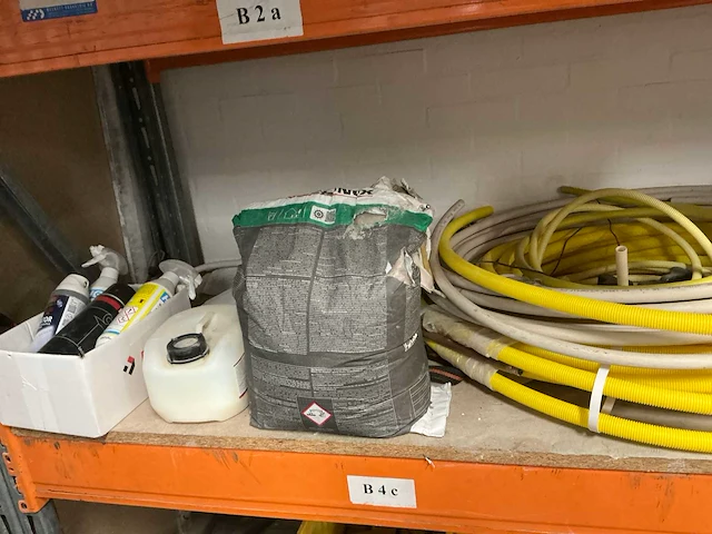 Partij bouwmaterialen - afbeelding 5 van  9