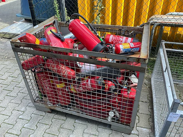 Partij brandblussers - afbeelding 1 van  4