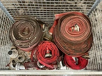 Partij brandweerslangen - afbeelding 1 van  5