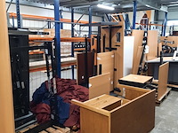 Partij bureau's in onderdelen - afbeelding 1 van  8