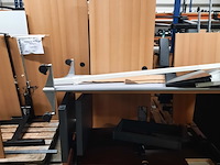 Partij bureau's in onderdelen - afbeelding 4 van  8