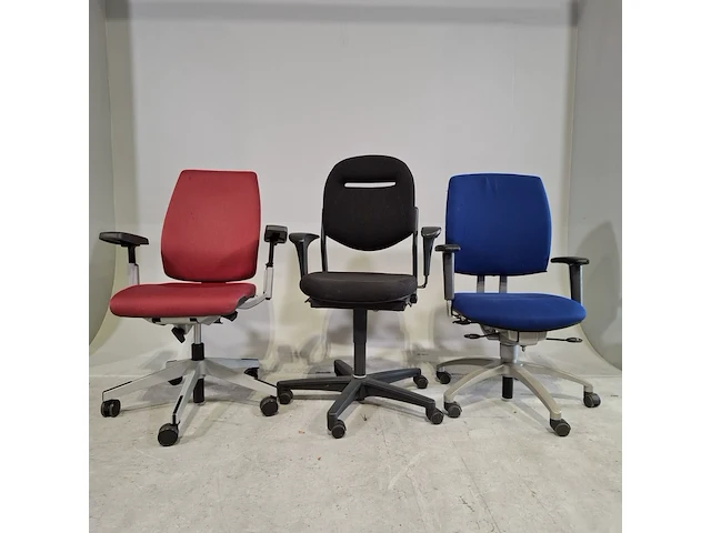 Partij bureaustoelen, o.a. ahrend, drabert - afbeelding 1 van  18