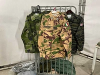 Partij camouflage kleding - afbeelding 7 van  12