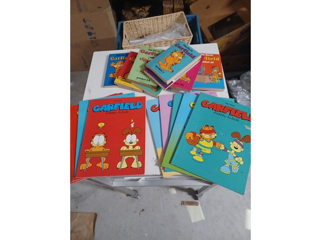 Partij carfield boeken aantal 18 stuks. - afbeelding 2 van  3