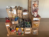 Partij carnavalsmaskers - afbeelding 2 van  2