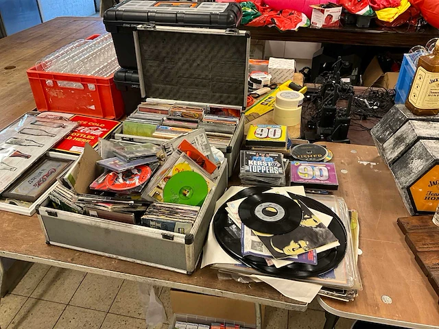 Partij cd’s en lp’s - afbeelding 1 van  8