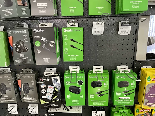 Partij celly telefoon- accessoires - afbeelding 5 van  10