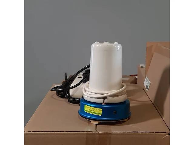 Partij centrifuge buisjes - afbeelding 4 van  10