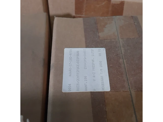 Partij centrifuge buisjes - afbeelding 8 van  10