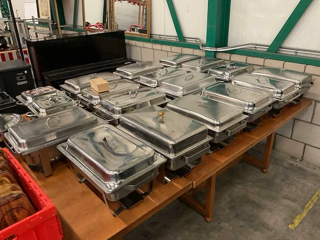 Partij chafing dishes, 17 stuks - afbeelding 1 van  4