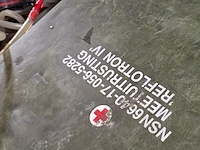 Partij chirurgische afzuigpompen en diverse apparatuur, o.a ambu+ - afbeelding 3 van  11