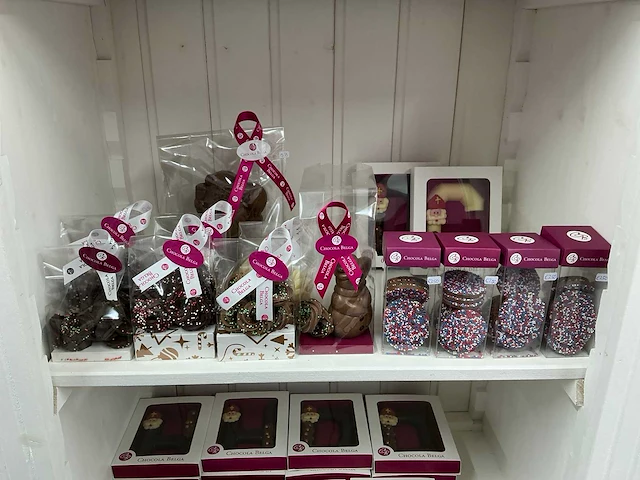 Partij chocolade - afbeelding 2 van  36
