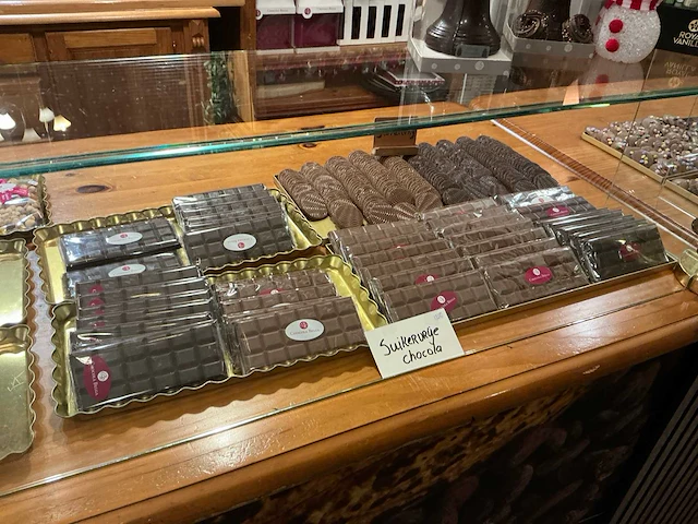 Partij chocolade - afbeelding 14 van  31
