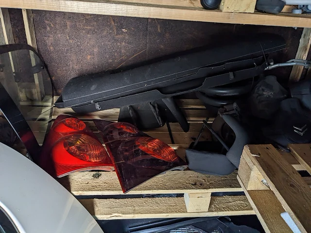 Partij citroen c2 en peugeot 107 onderdelen - afbeelding 19 van  19