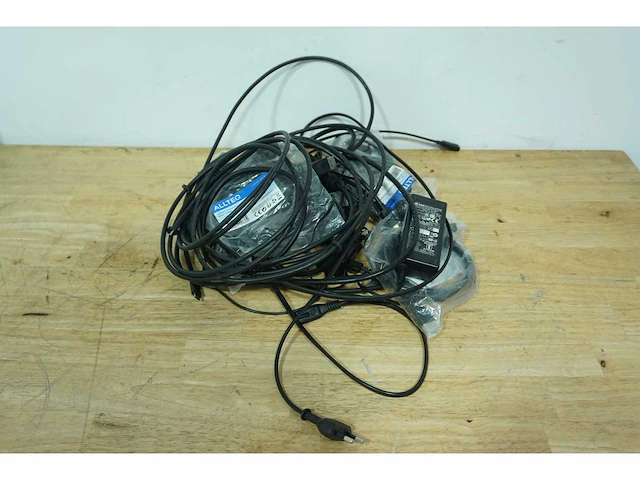 Partij computer accesoires - afbeelding 6 van  6