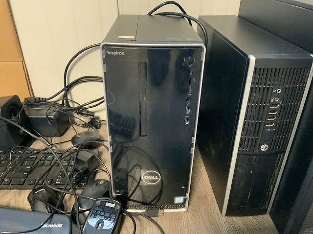 Partij computers en randapparatuur - afbeelding 4 van  11